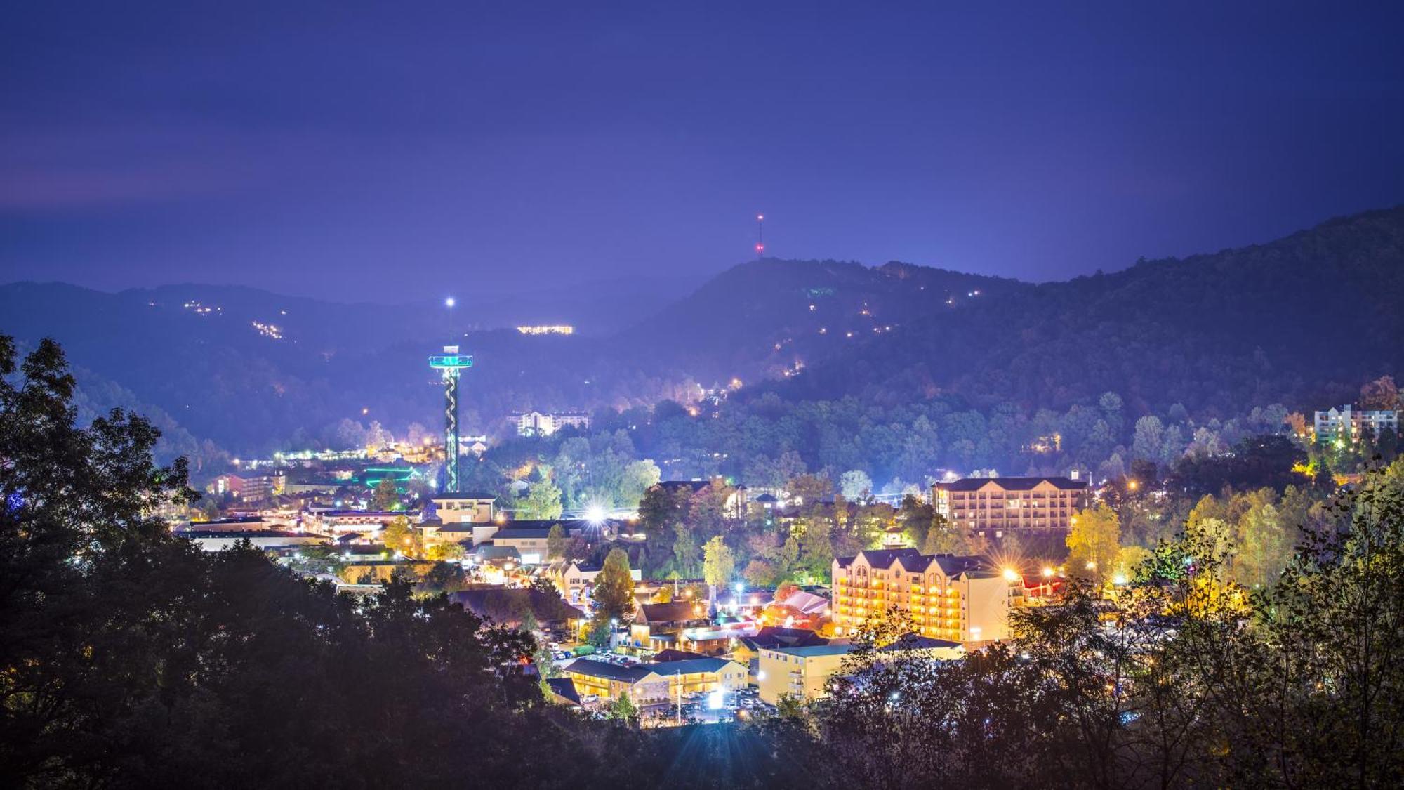 פיג'ן פורג' A Higher Calling, 1089 Of Free Area Attraction Tickets For Each Paid Day, Dollywood And More! מראה חיצוני תמונה